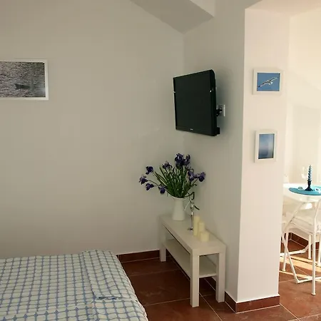 Apartments Issa Makarska Room photo