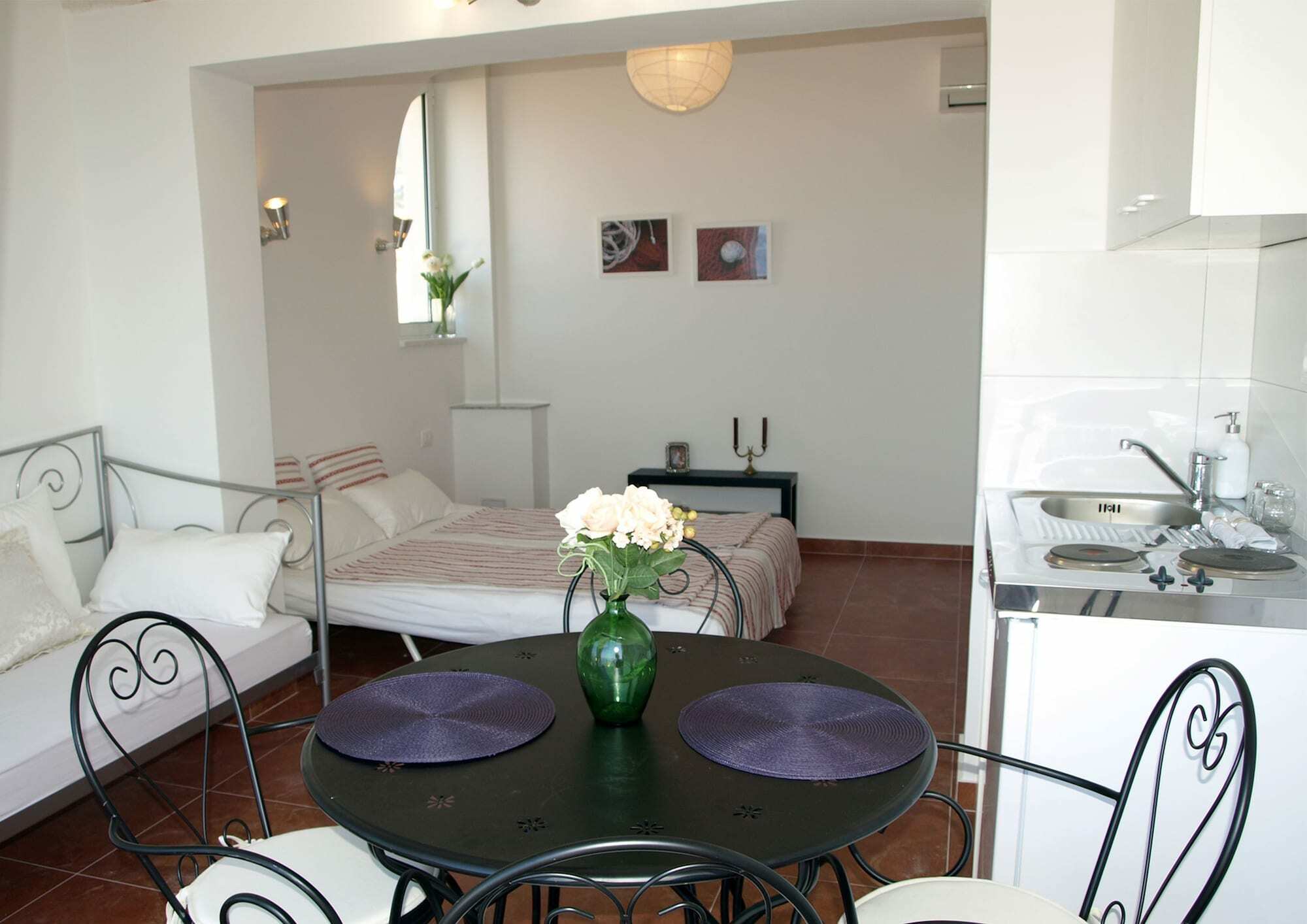 Issa Apartment